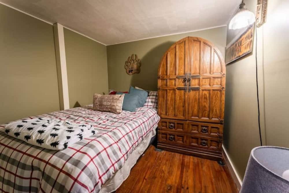 Photo of Bedroom in Remsen