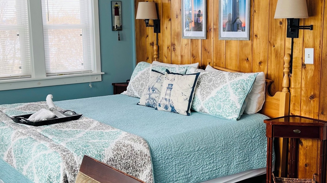 Photo of Bedroom in Frontenac