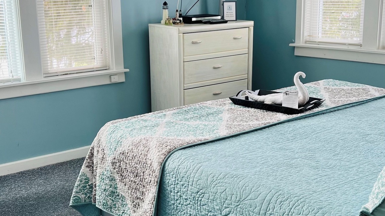 Photo of Bedroom in Frontenac