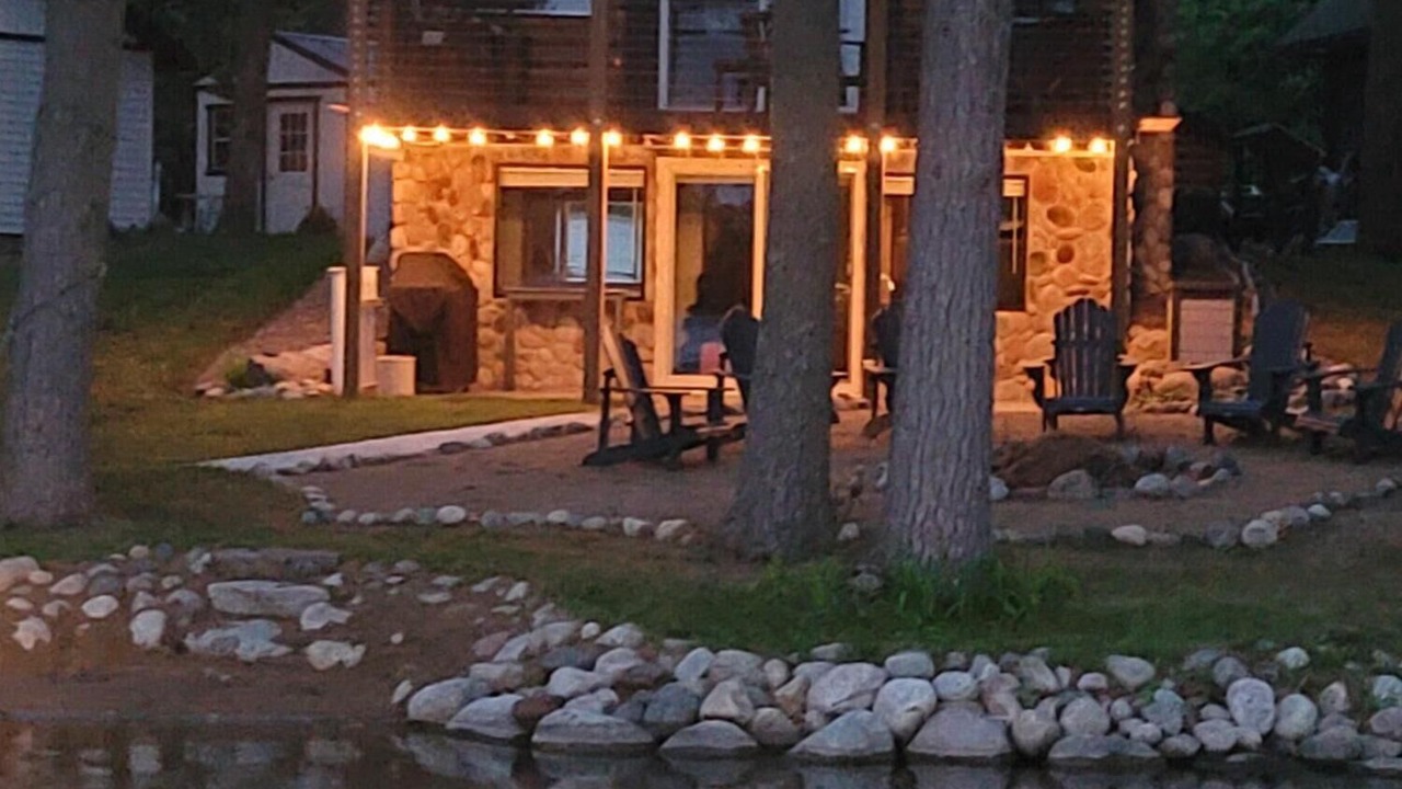 Photo of Buildings in Crosslake