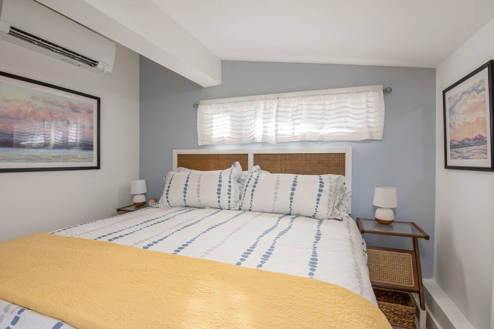 Photo of Bedroom in Malletts Bay