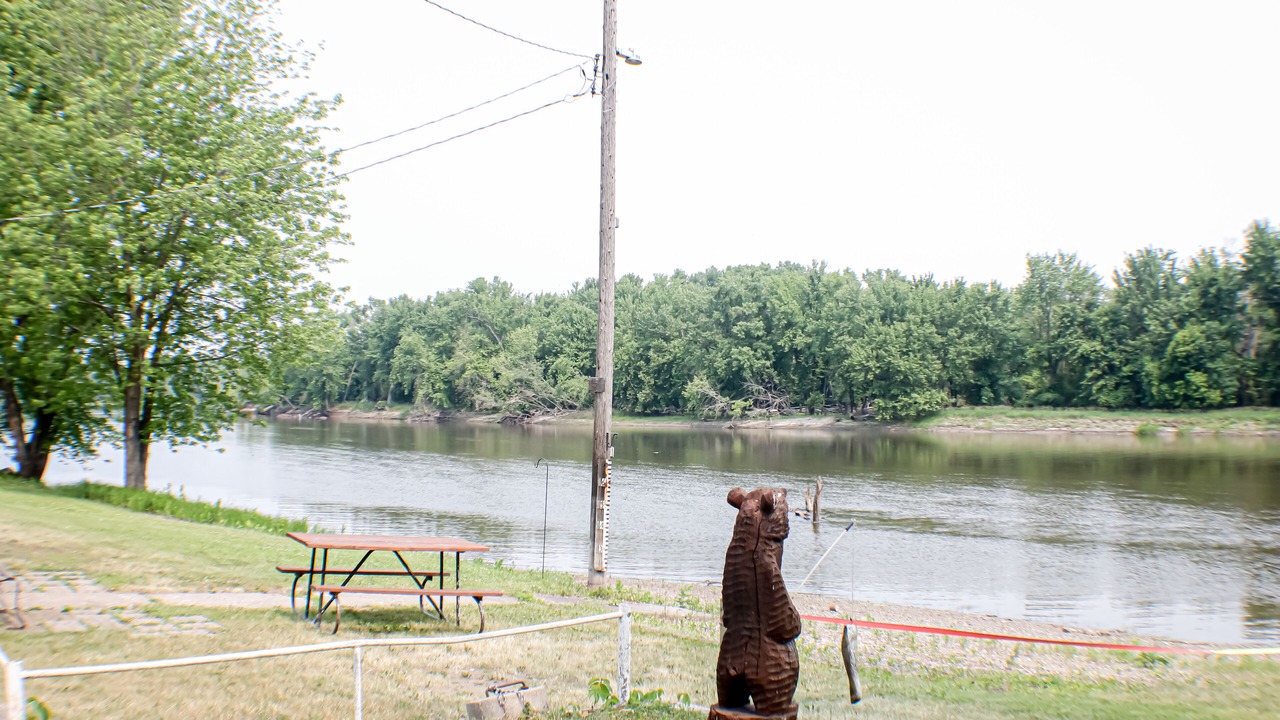 Photo of Others in Red Wing