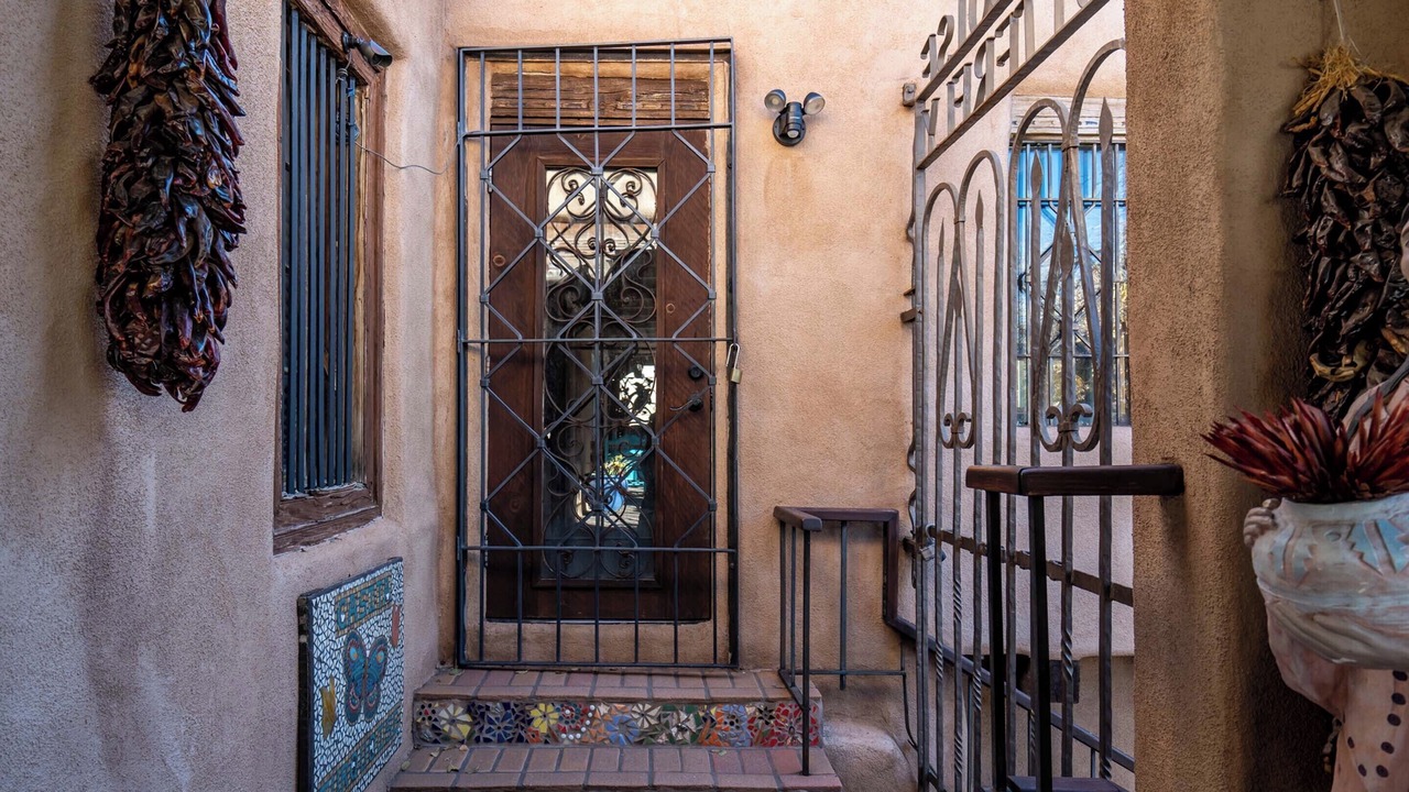 Photo of Others in Downtown Santa Fe