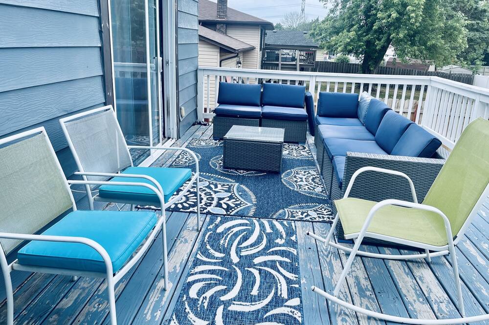 Photo of Outdoor in Maplewood