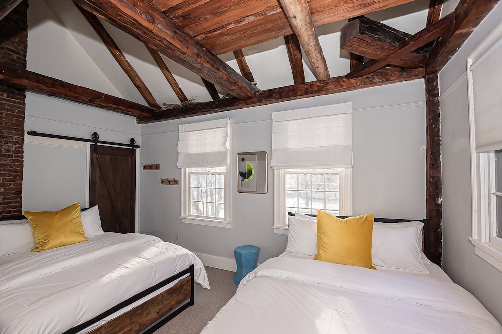 Photo of Bedroom in Proctorsville