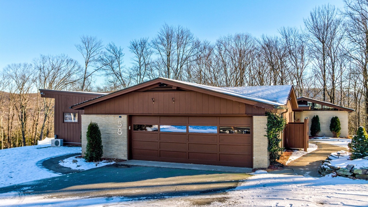 Photo of Outdoor in Drewsville