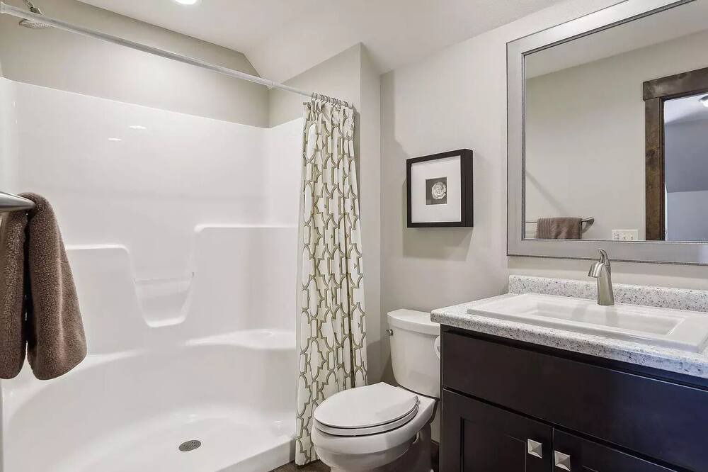 Photo of Bathroom in Rock Falls