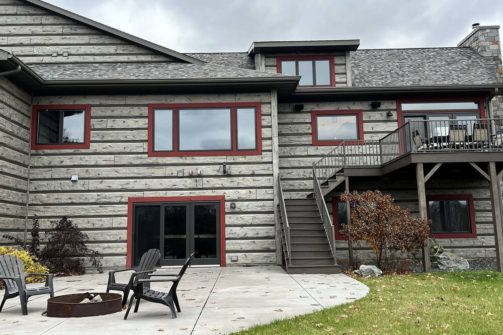 Photo of Livingroom in Rock Falls