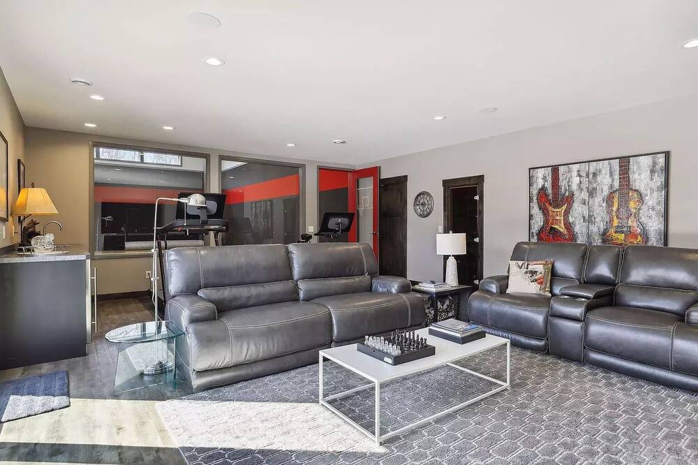 Photo of Livingroom in Rock Falls
