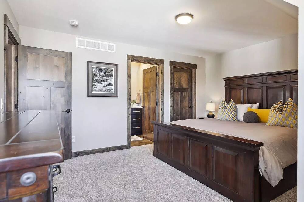 Photo of Bedroom in Rock Falls