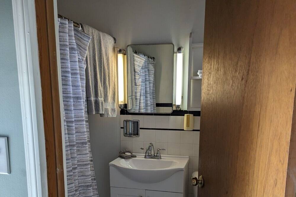 Photo of Bathroom in Elizabethtown