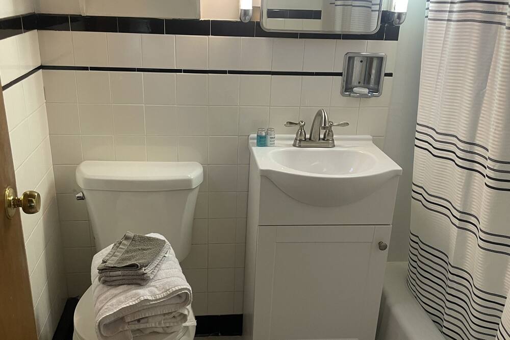 Photo of Bathroom in Elizabethtown
