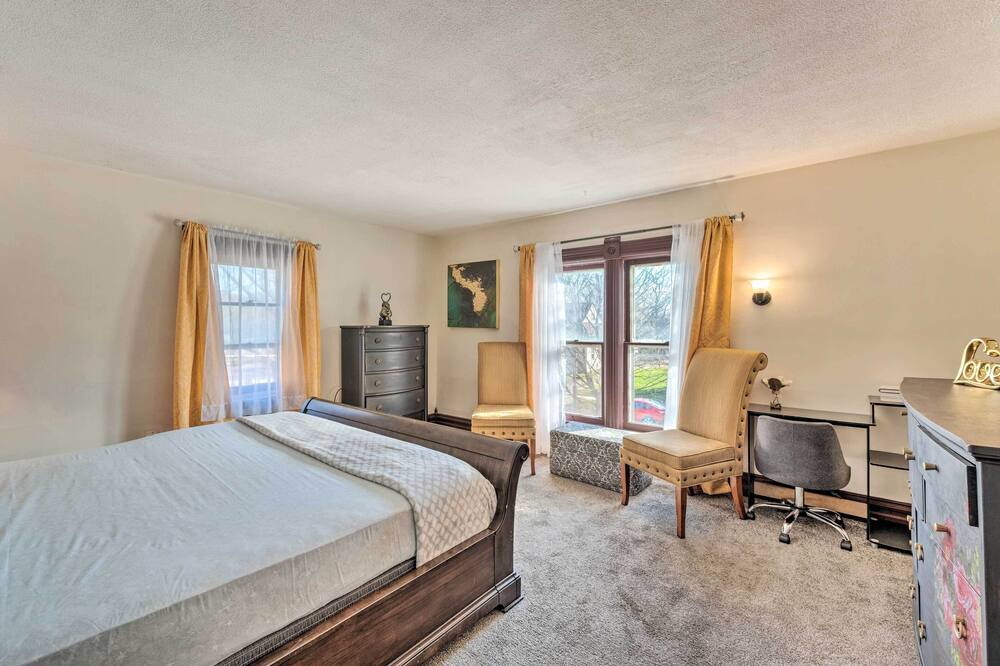Photo of Bedroom in Beloit