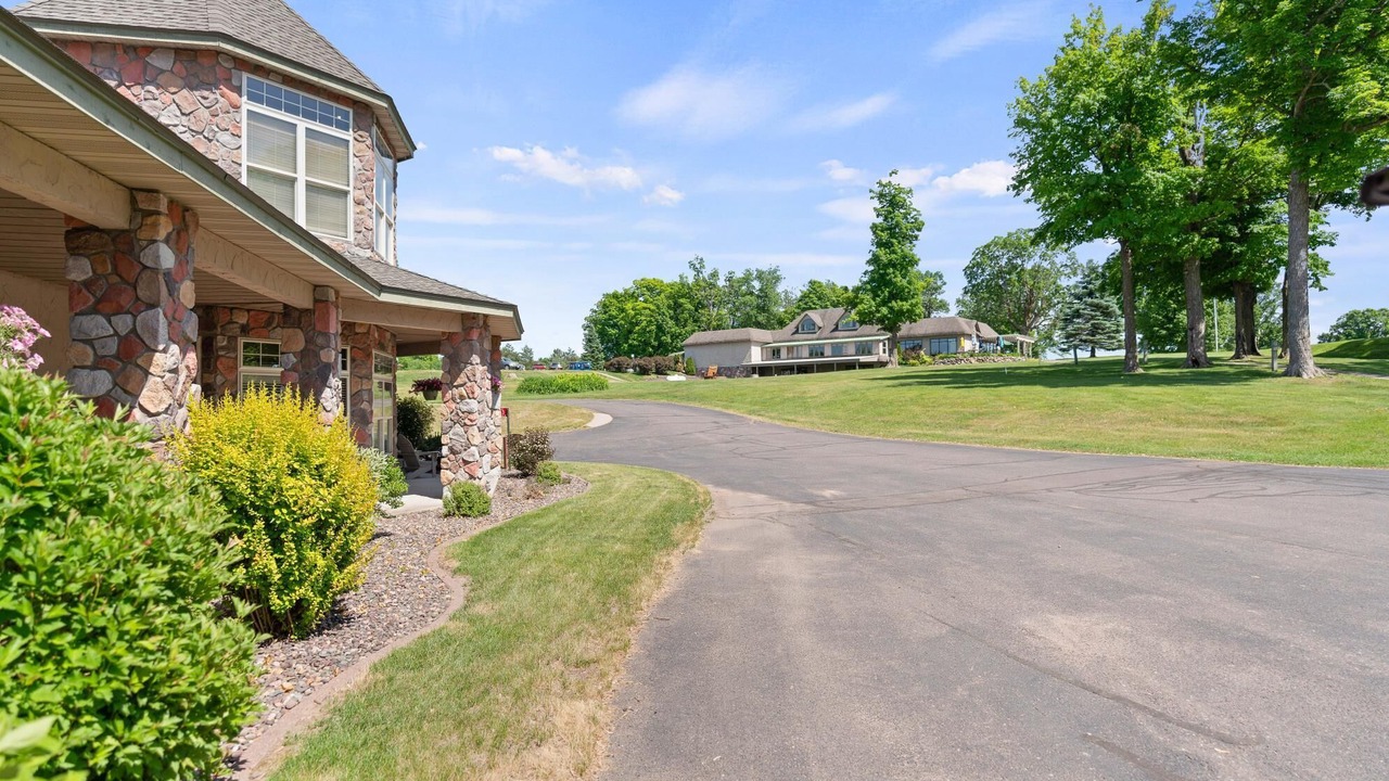 Photo of Outdoor in Birchwood