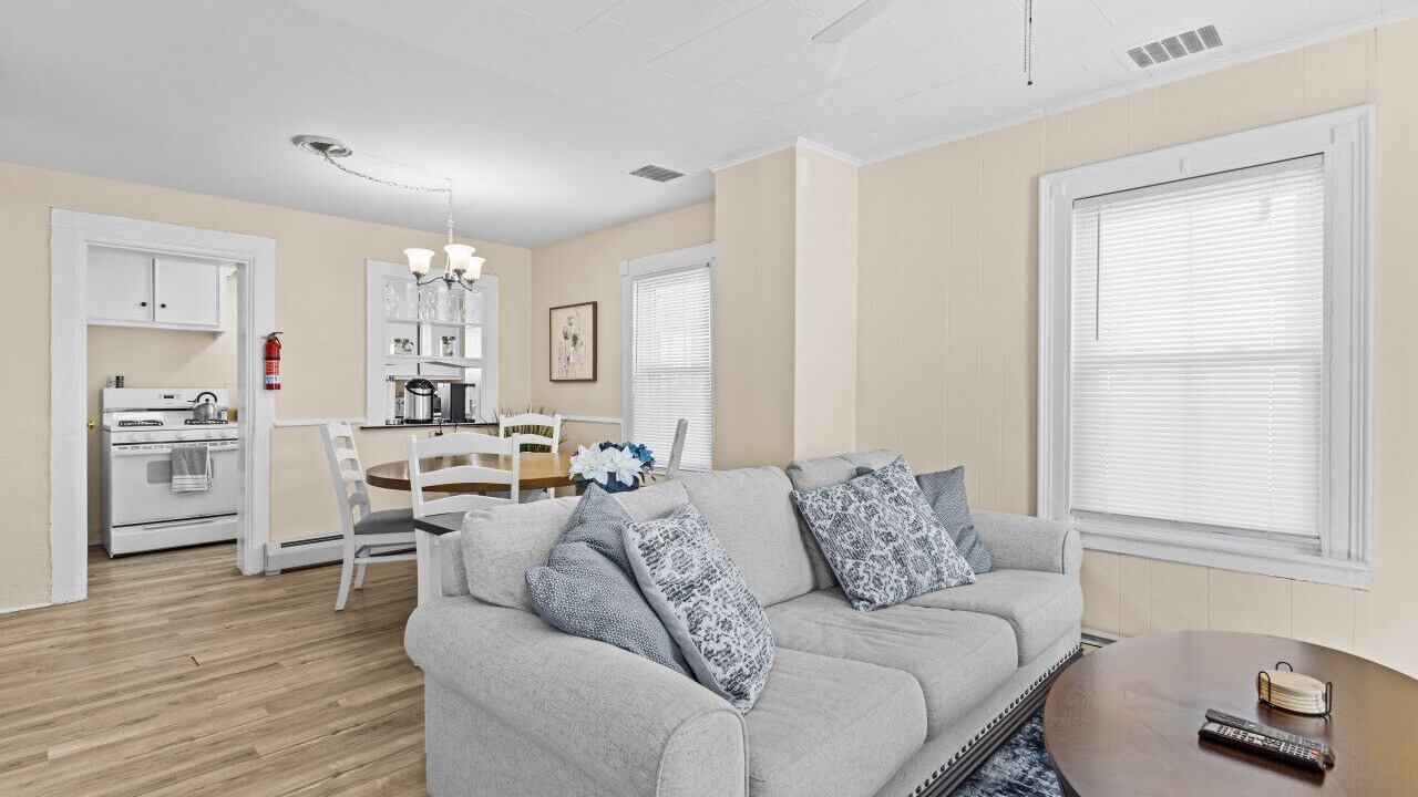 Photo of Livingroom in Old North End