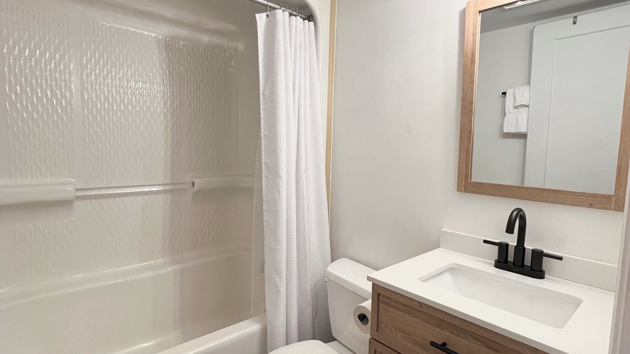 Photo of Bathroom in Snowshoe