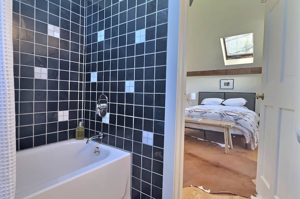 Photo of Bathroom in Bantam