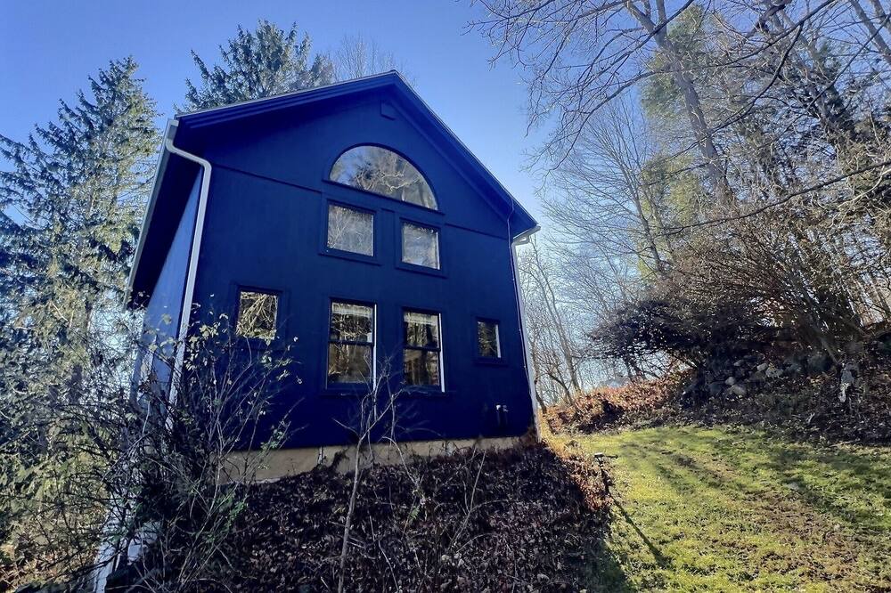 Photo of Outdoor in Bantam
