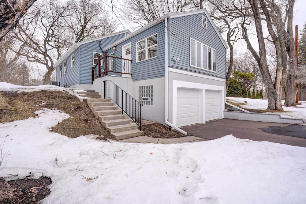 Photo of Outdoor in Minnetonka