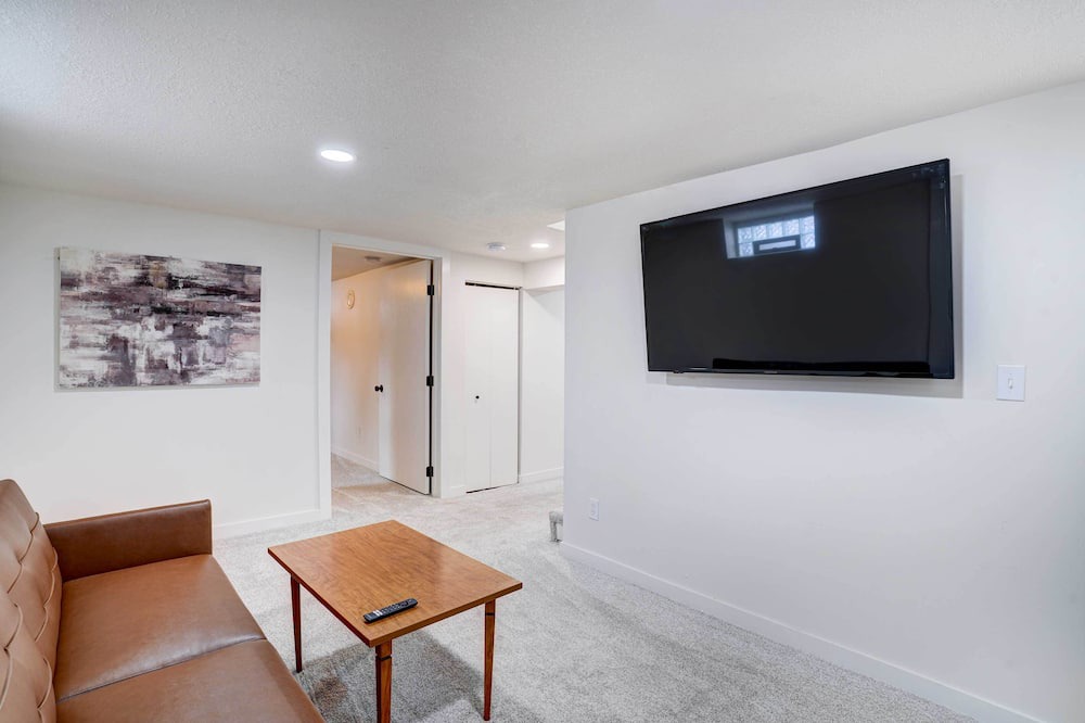 Photo of Livingroom in Minnetonka