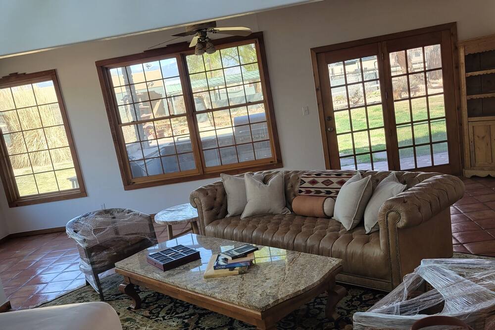 Photo of Livingroom in Alamedan Valley