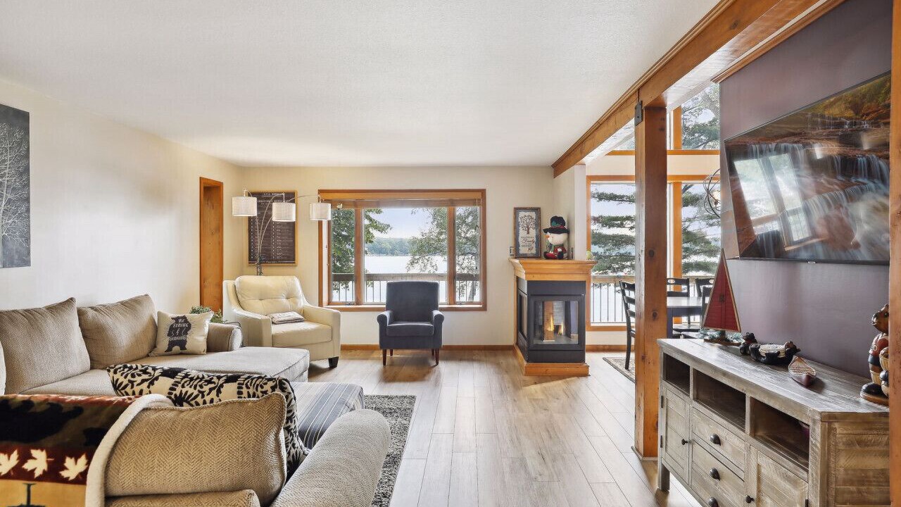Photo of Livingroom in Amery