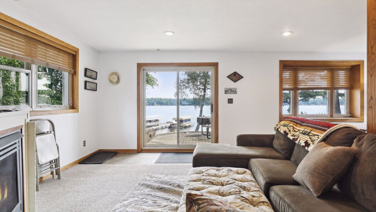 Photo of Livingroom in Amery