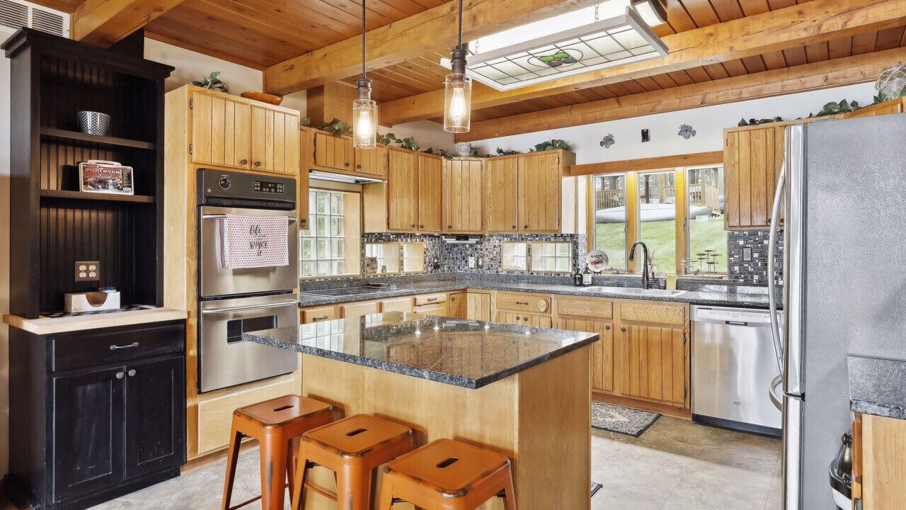 Photo of Kitchen in Amery