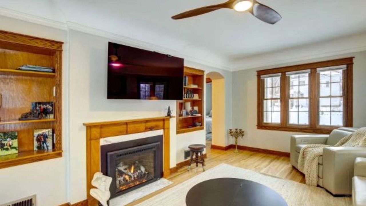 Photo of Livingroom in Spring Valley
