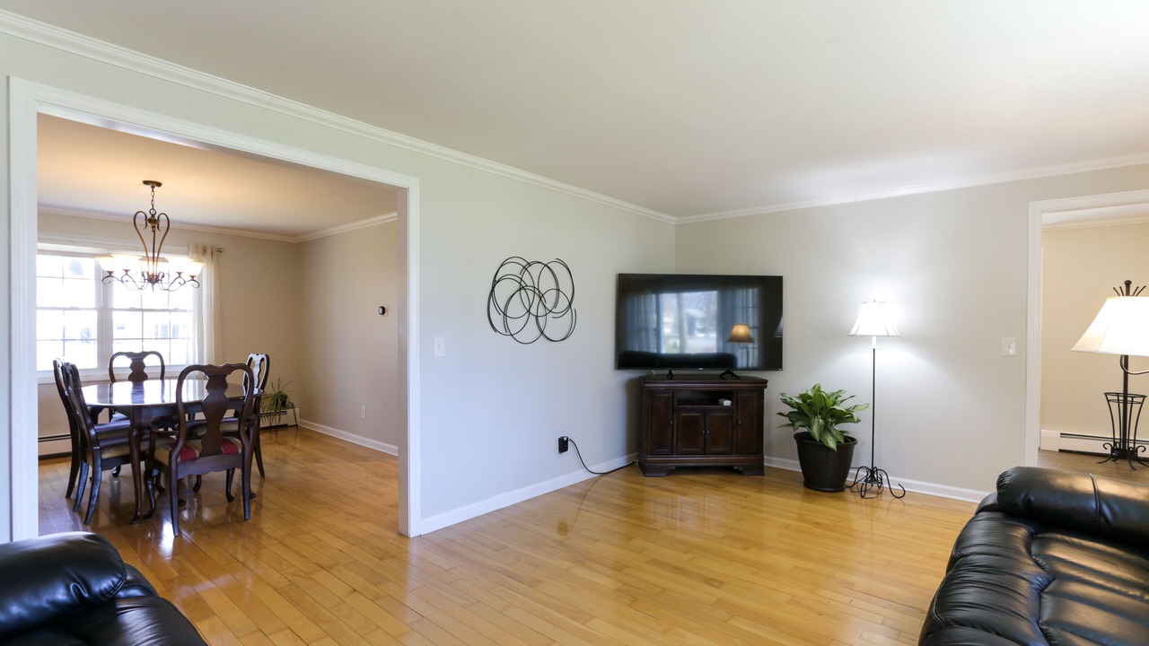 Photo of Livingroom in Southington