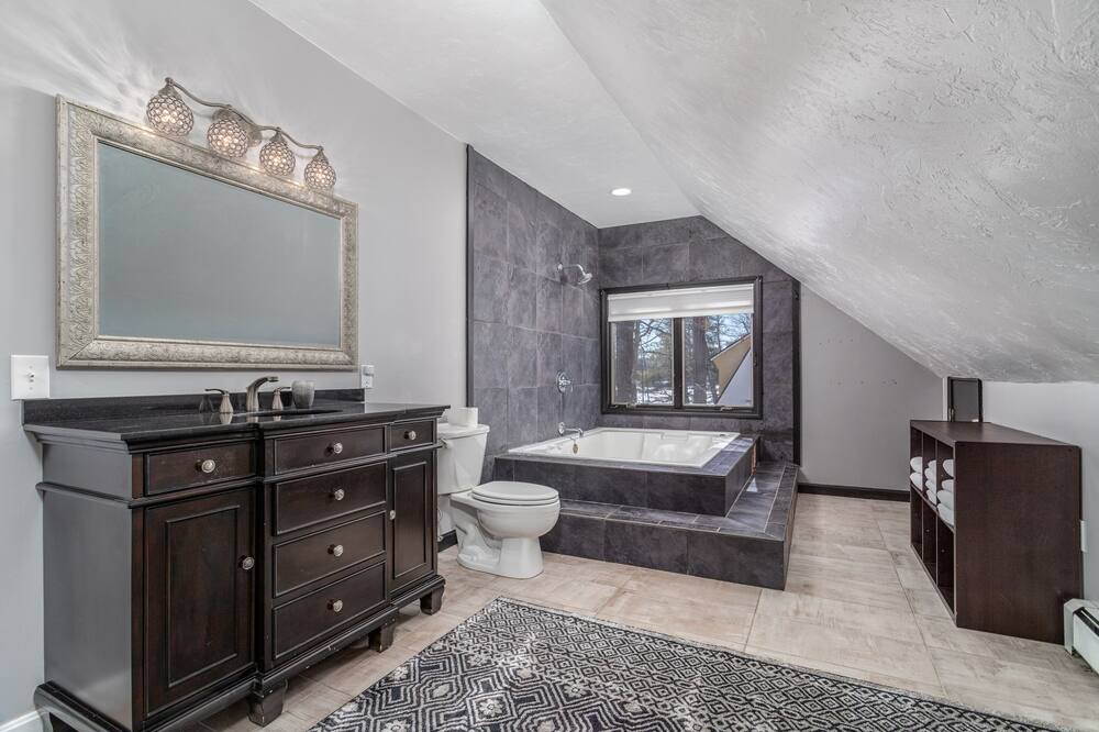 Photo of Bathroom in Winchendon
