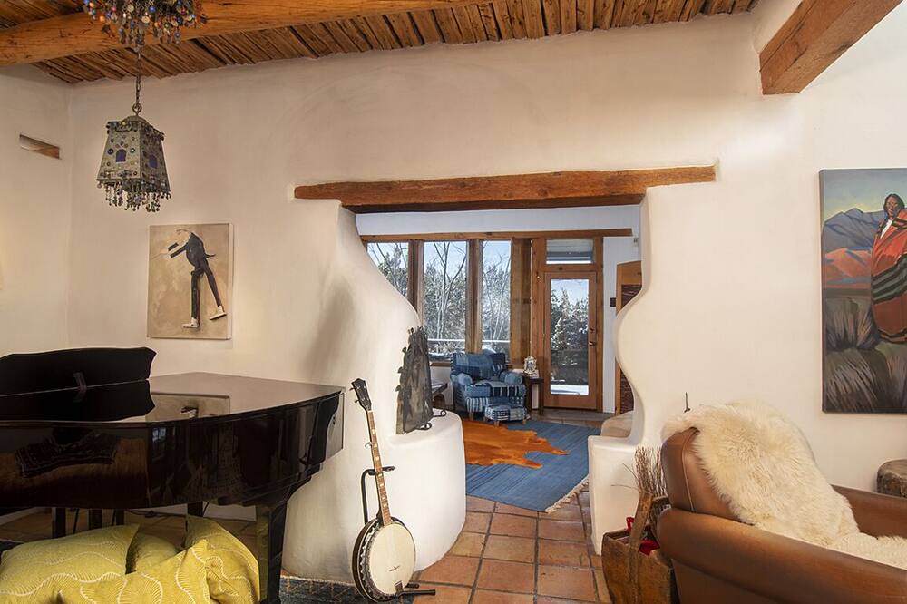 Photo of Livingroom in Santa Fe