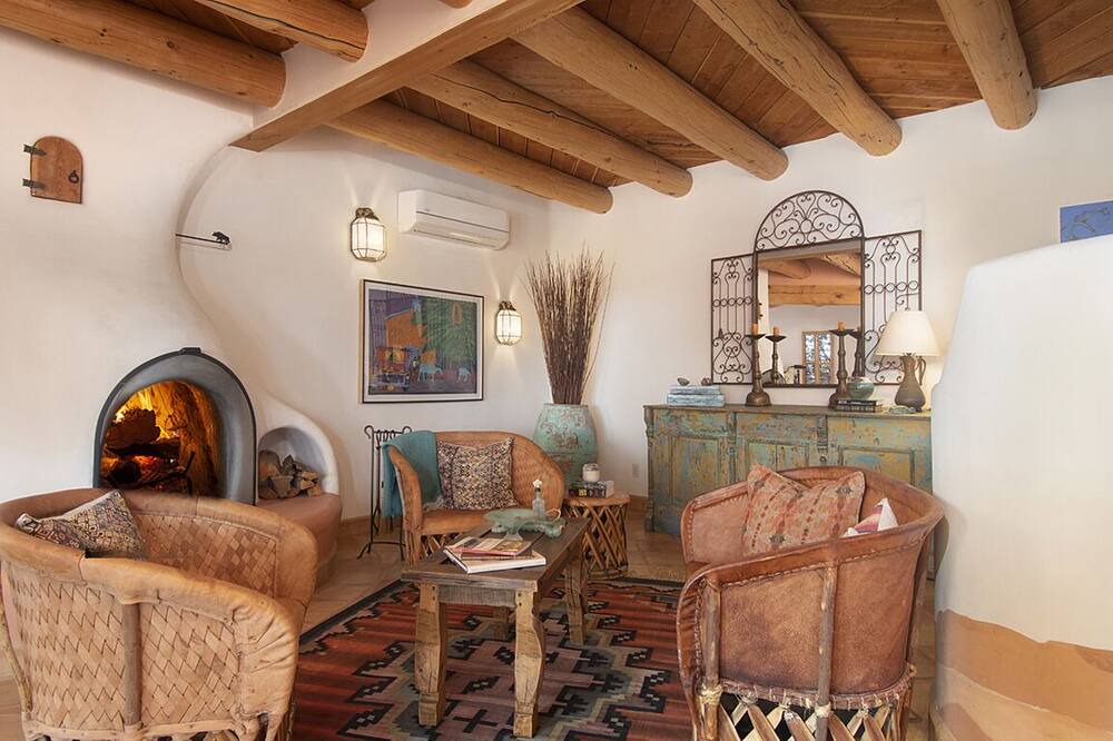 Photo of Livingroom in Santa Fe
