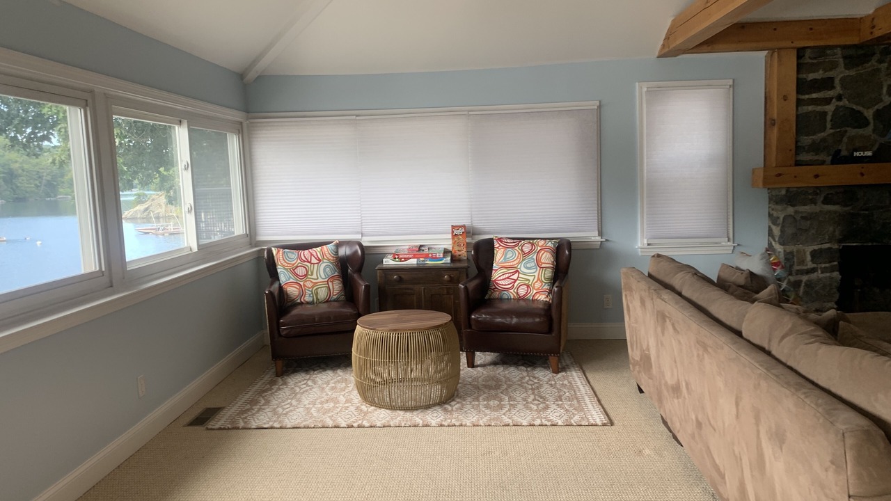 Photo of Livingroom in Southbury