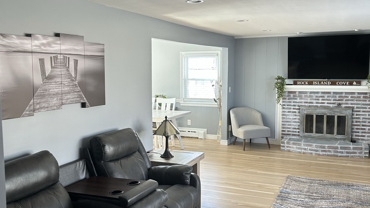 Photo of Livingroom in Quincy