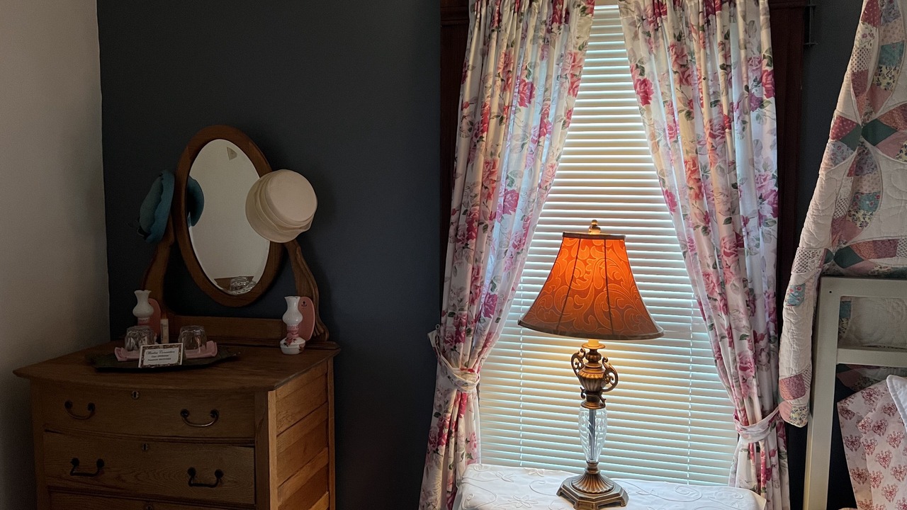Photo of Bedroom in Raton