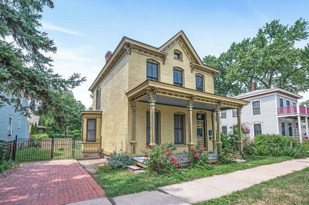 Photo of Outdoor in West Seventh