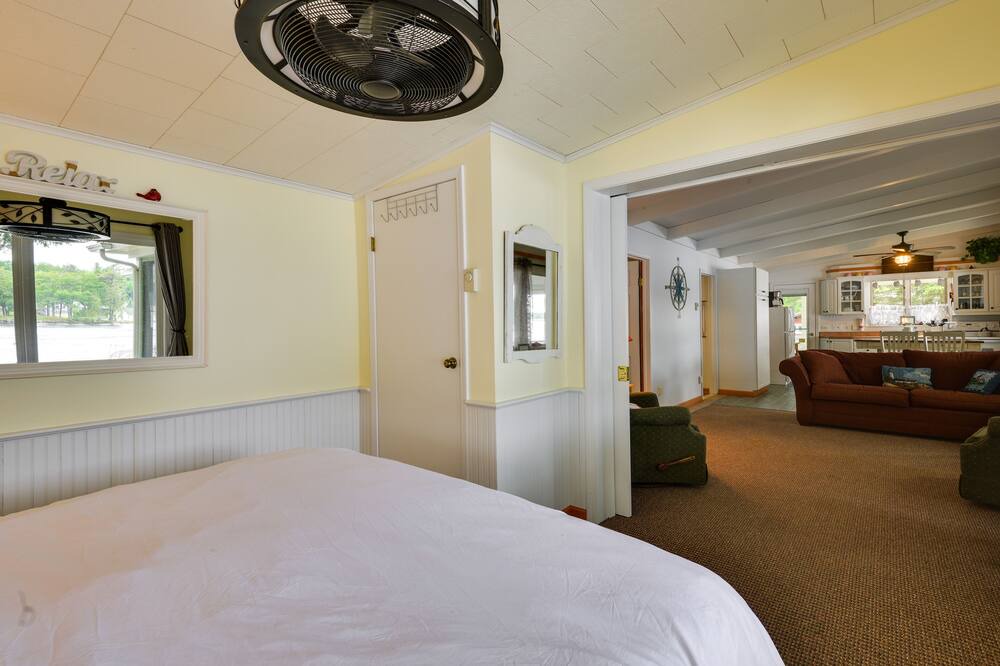 Photo of Bedroom in Wellesley Island