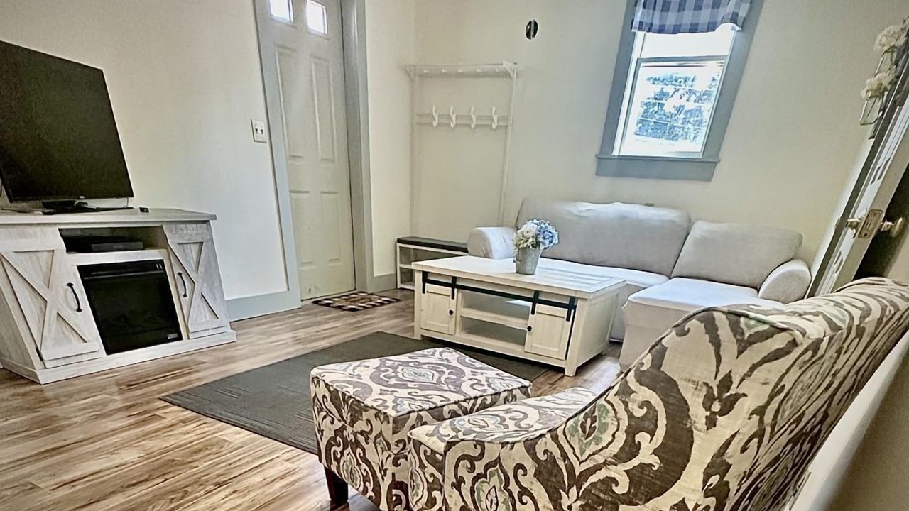 Photo of Livingroom in Newport
