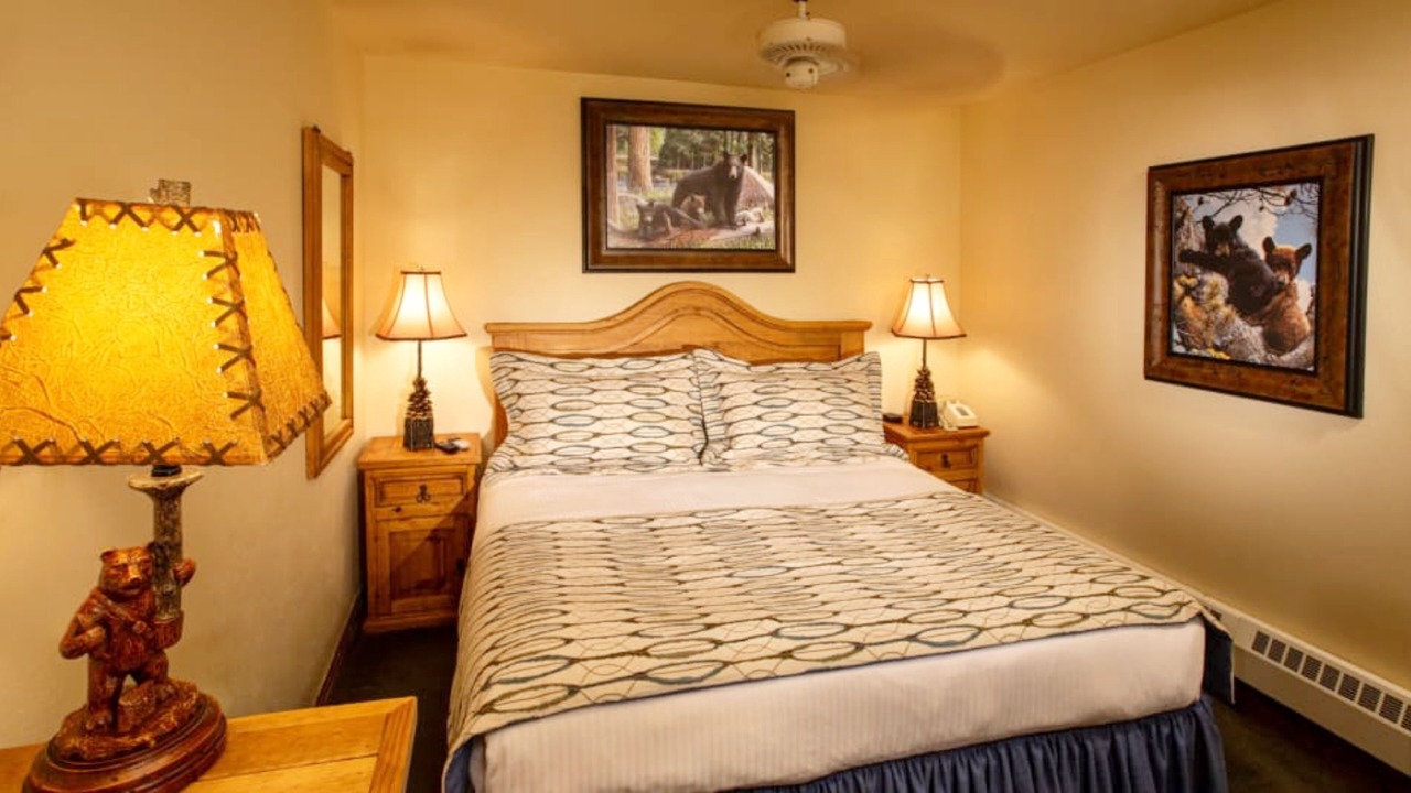Photo of Bedroom in Taos Ski Valley