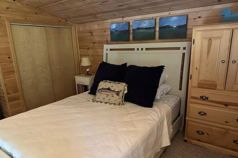 Photo of Bedroom in Webster