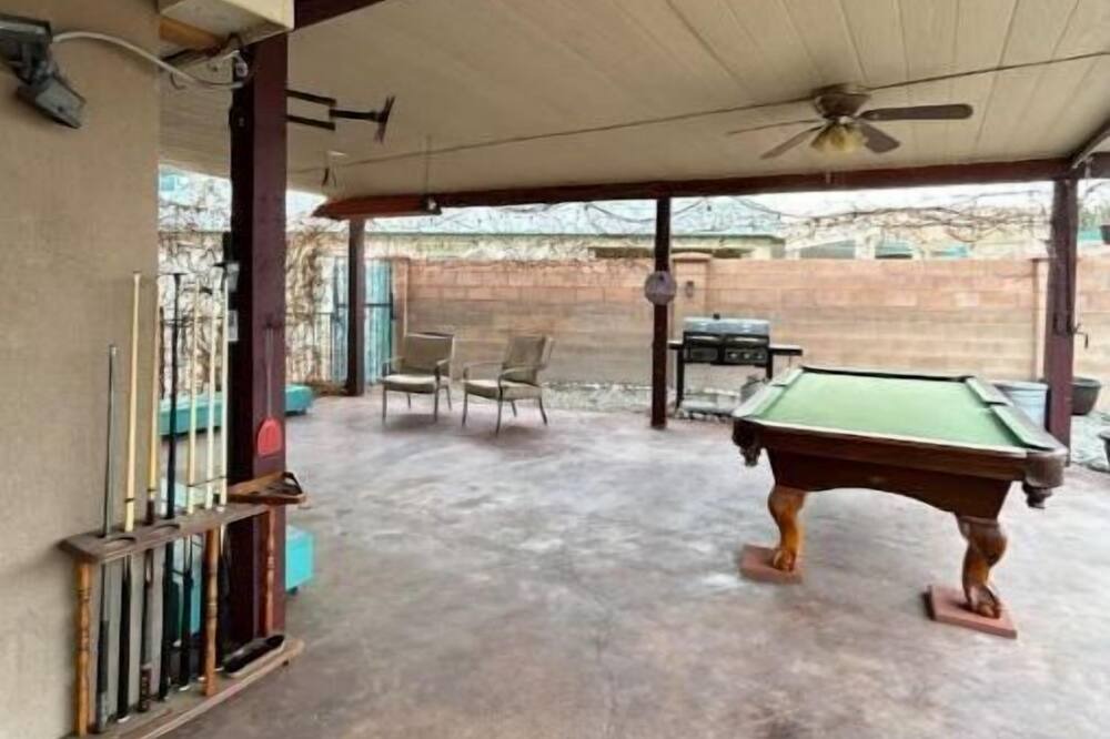 Photo of Outdoor in Westgate Heights