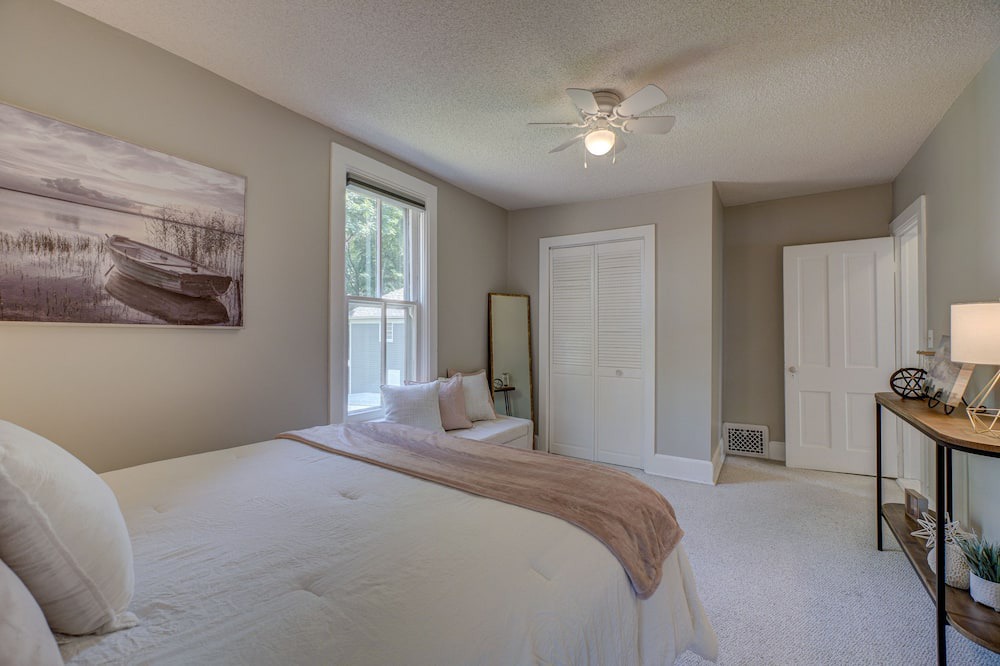 Photo of Bedroom in Stillwater