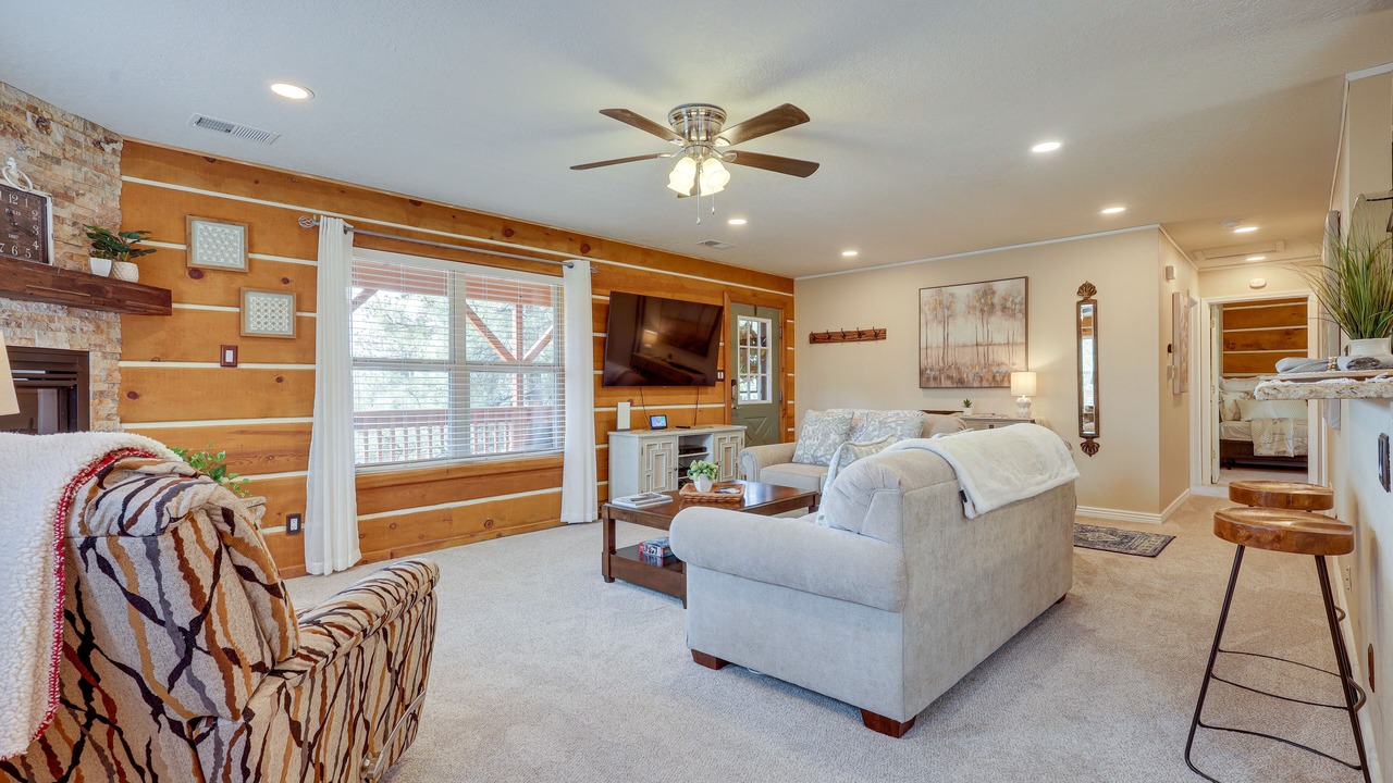 Photo of Livingroom in Jemez Springs