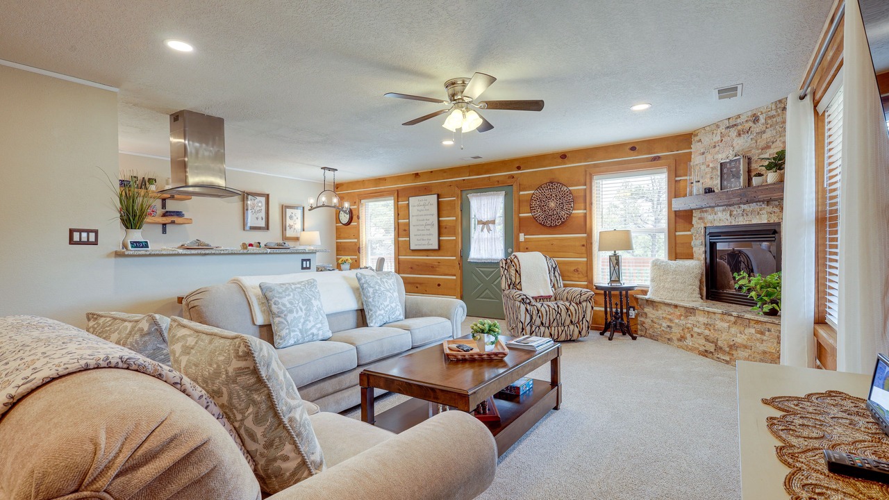 Photo of Livingroom in Jemez Springs