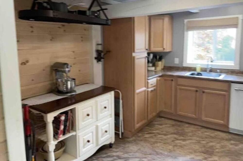 Photo of Kitchen in Abbot