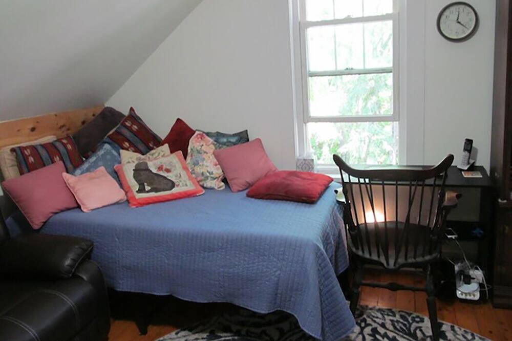 Photo of Bedroom in Malone