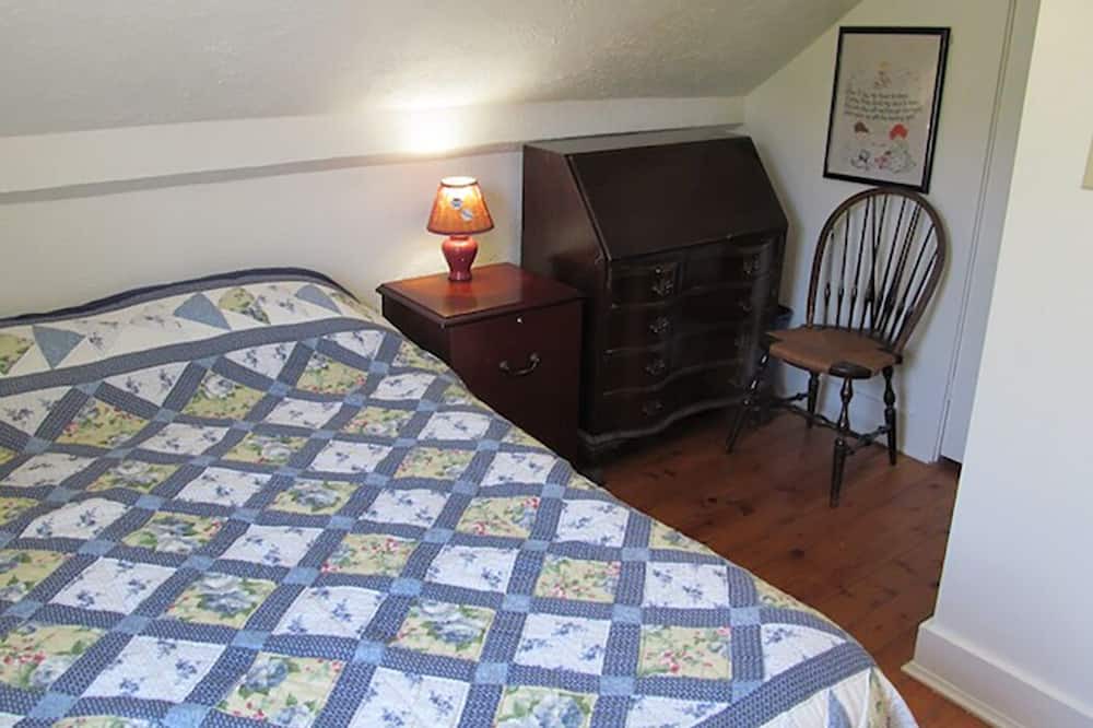 Photo of Bedroom in Malone