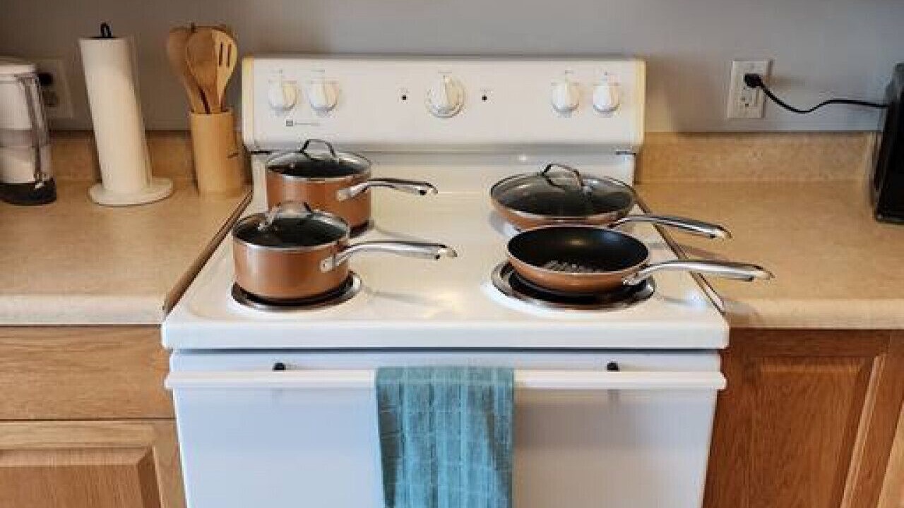 Photo of Kitchen in Indian Orchard