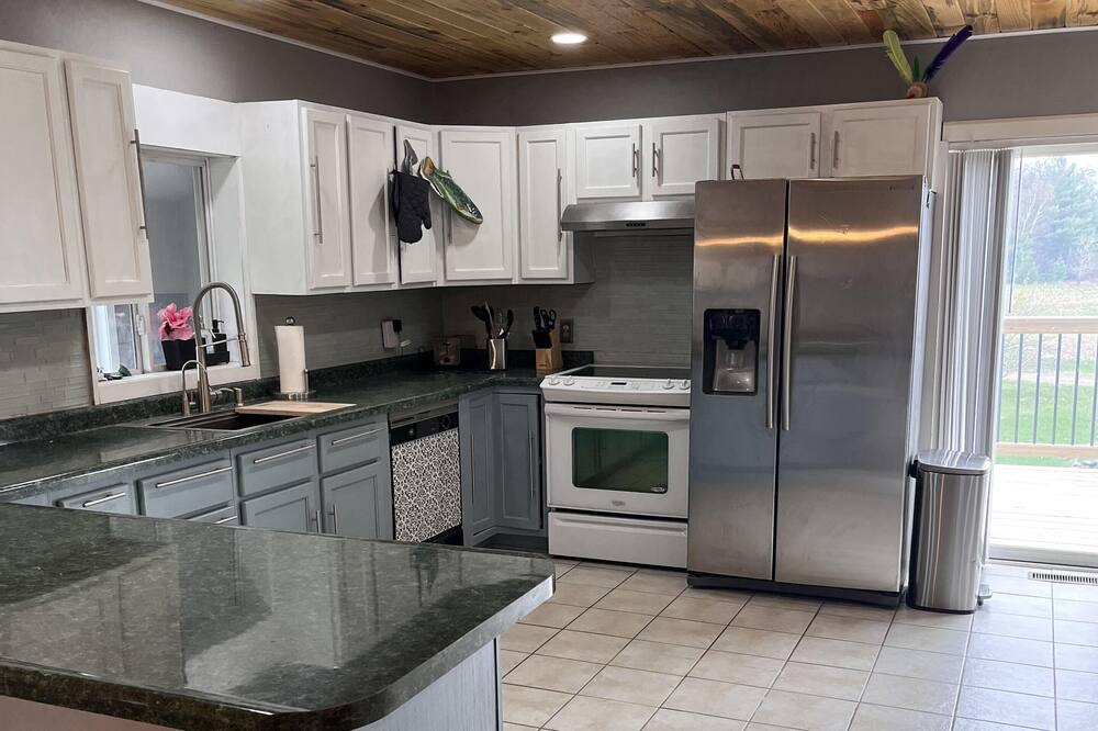 Photo of Kitchen in Siren